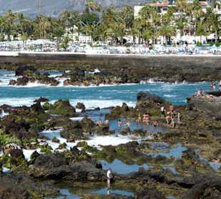 Im Vordergrund das Felsenbad