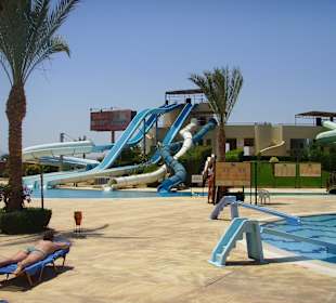 Kinderpool und Rutschenparadies