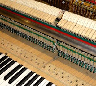 Filz im Klavierbau