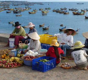 Am Hafen von Mui Ne