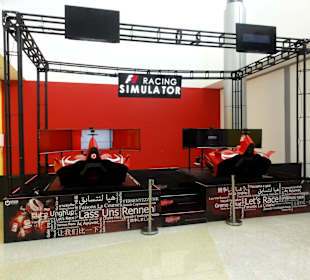 Renn-Simulator im Sambil Einkaufszentrum