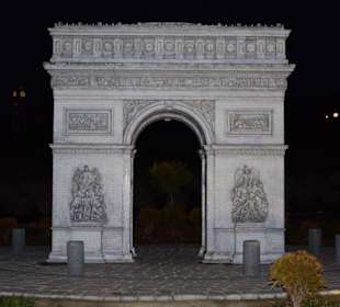 Łuk Triumfalny w Krajnie