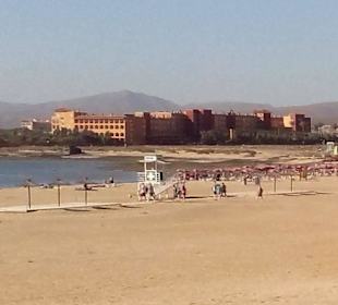 Strand mit Einkaufszentrum Atlantico 