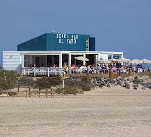 Die neue Strandbar nahe dem Faro