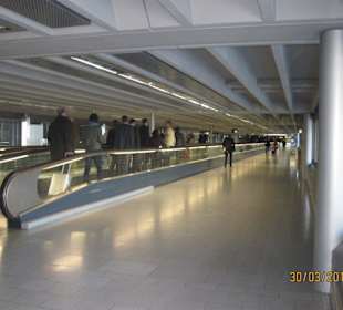 Flughafen Zürich / Anschlussflug Bereich