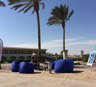 Chill Out in front of DC