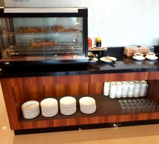 Sapphire Blue Sky Lounge