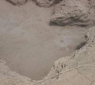 Es brodelt und stinkt nach Schwefel