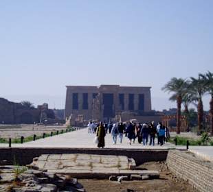 Tempel