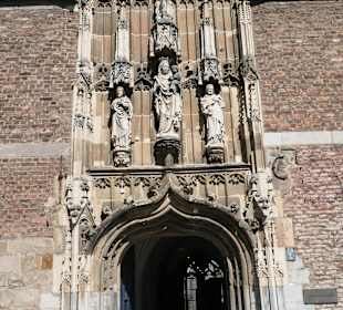 Zugang zur Domschatzkammer von Aachen