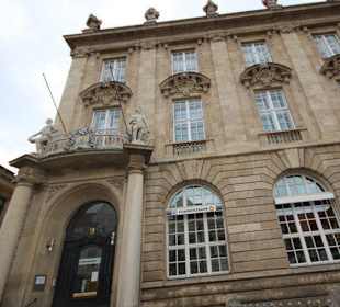Geschäftsgebäude