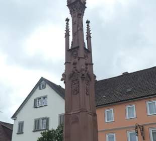 Der Marienbrunnen auf dem ehemaligen Oberen Markt