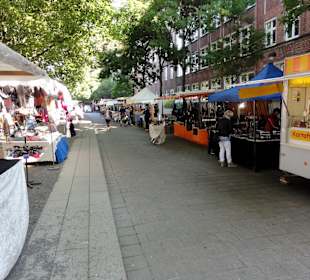 Impressionen vom Kajenmarkt am frühen Morgen