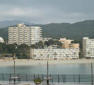 Blick auf den Strand von Paguera