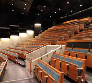 Zuschauerraum der Felsenreitschule