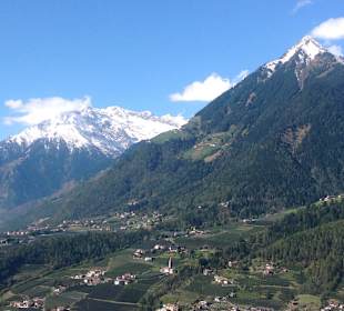 Blick vom Balkon in Richtung Vinschgau