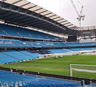 Blick ins Stadion 
