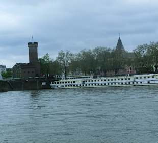 Auf dem Rhein