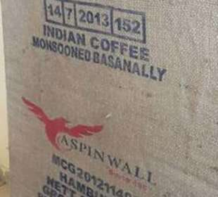 Viel Deko mit Kaffeesäcken