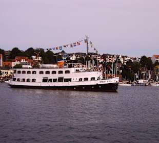 Dampfschiff  "Stadt Kiel"