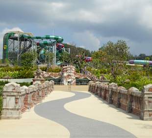 Blick auf die höchste Rutsche