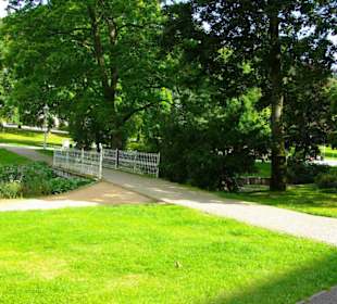 Im Kurpark unterwegs. Kleine Brücken
