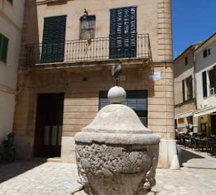 Spaziergang durch die Altstadt von Pollença