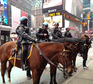 Policemen am Times Square