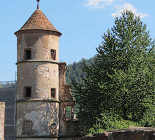 Restaurierter Turm