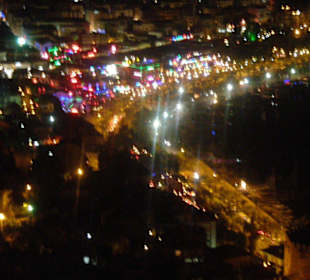 Blick von Burg Alanya auf den Hafen