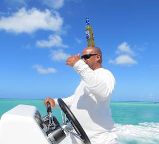 Der Kapitän "Helmut" hat nur Spaß im Kopf