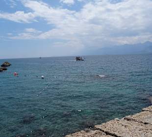 Blick von der Mole aufs Meer