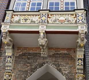 Wunderschöne Details am Erker