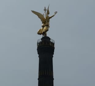 Großer Stern mit Siegessäule im Großen Tiergarten