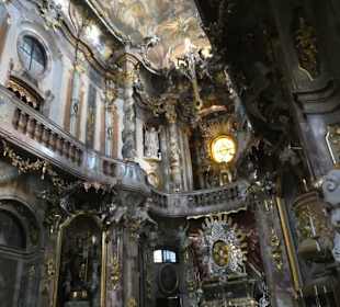 Asamkirche zwischen Marienplatz und Sendlinger Tor
