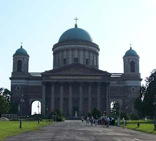Außenansicht Basilika