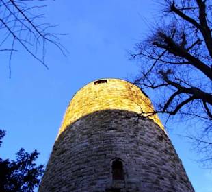 Burgturm Halbschatten