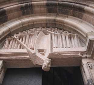 Tympanon Eingangsportal