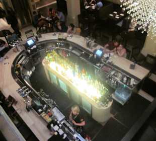 Die Bar (Blick von der ersten Etage)