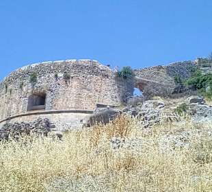 Auf Spinalonga