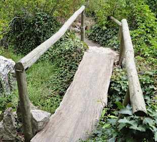 Brücke im Klostergarten