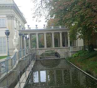 Park Łazienkowski przy hotelu