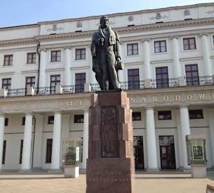 Pomnik Wojciecha Bogusławskiego