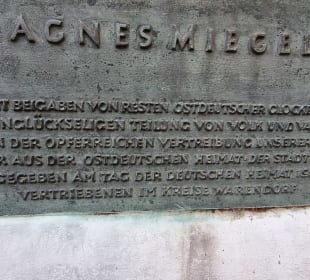 Untere Teil der Gedenktafel