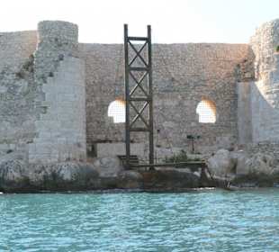 Blick auf einen Teil der Mädchenburg