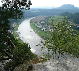 Blick von der Bastei auf Elbe und Rathen
