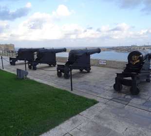 Saluting Batery