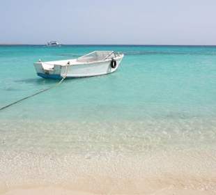 Boot am Giftun-Strand