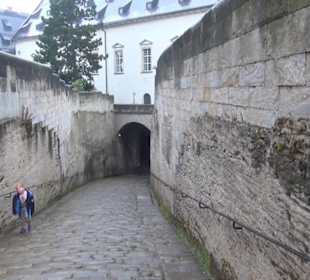 Weg von der Festung