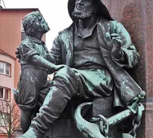 Ansichten des Bürgermeister-Smidt Denkmals